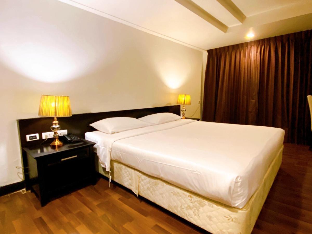 The Heritage Sathorn Suite Hotel Бангкок Екстер'єр фото