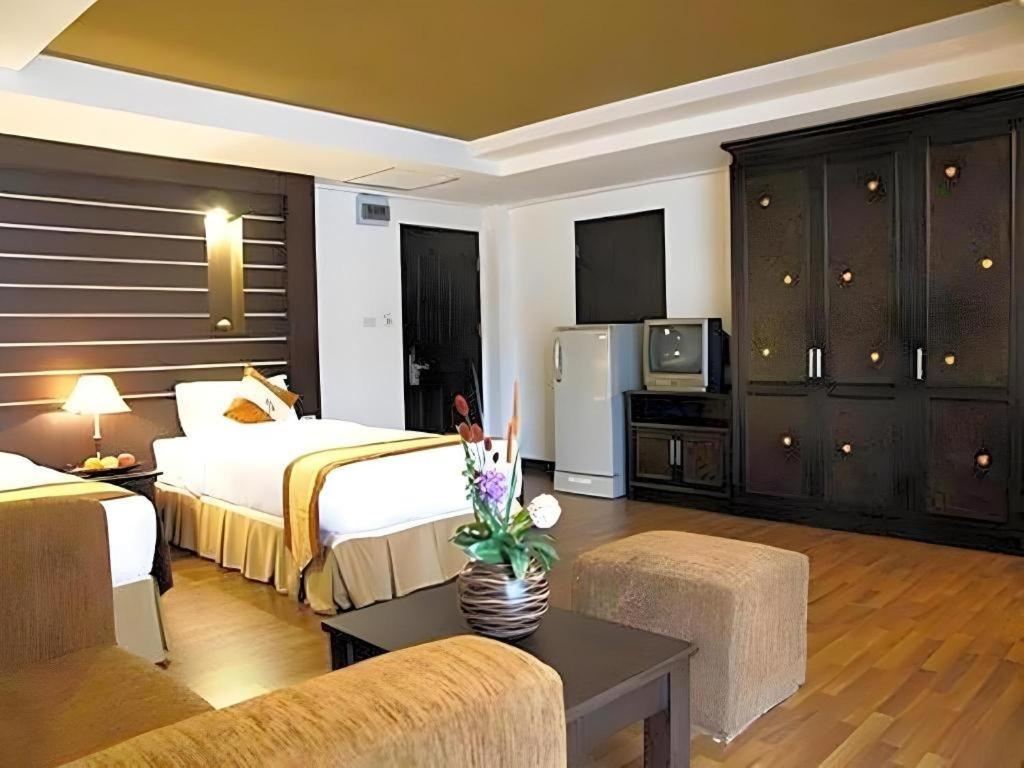The Heritage Sathorn Suite Hotel Бангкок Екстер'єр фото