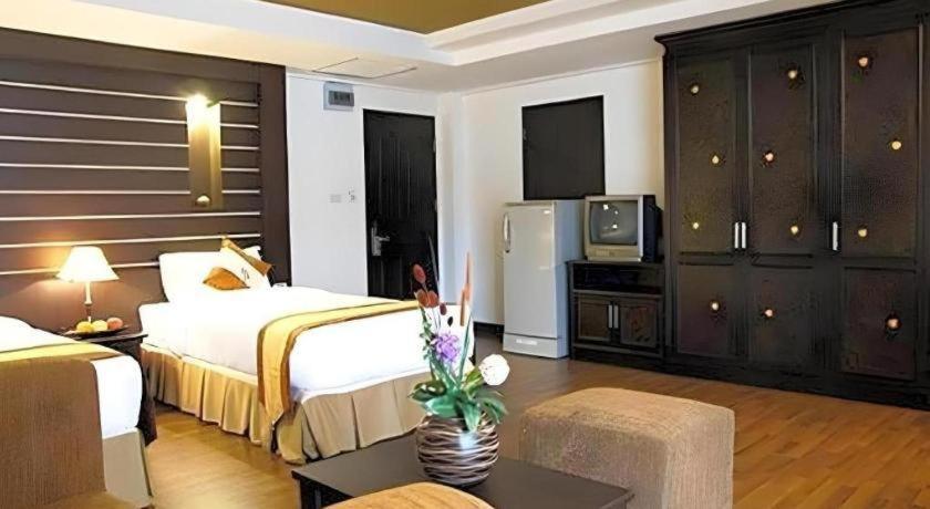 The Heritage Sathorn Suite Hotel Бангкок Екстер'єр фото