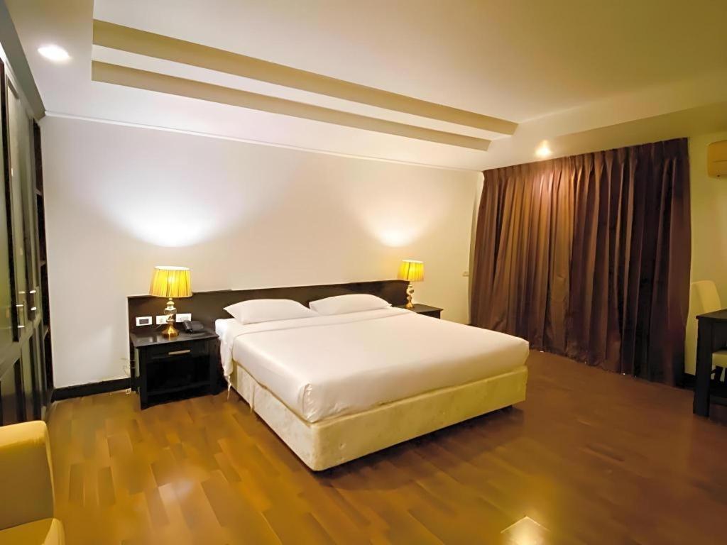 The Heritage Sathorn Suite Hotel Бангкок Екстер'єр фото